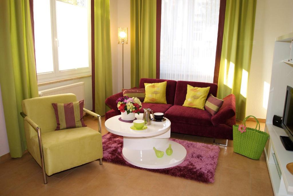 Apartment Romantik Flair Prerow Habitación foto