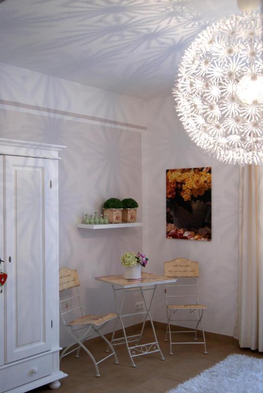 Apartment Romantik Flair Prerow Habitación foto